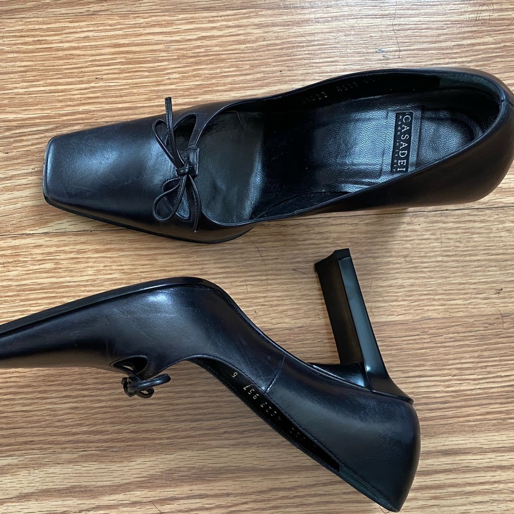 Like new Casadei square toe heels size 6